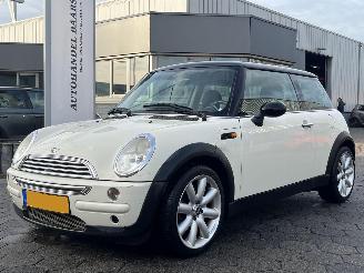 skadebil auto Mini Cooper 1.6 Cooper Chili 2003/11