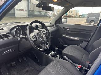 Suzuki Swift 1.2 Style Smart Hybrid picture 12