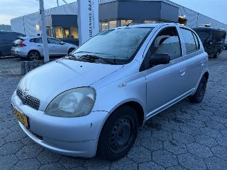 Schadeauto Toyota Yaris 1.3-16V VVT-i Luna 2001/1