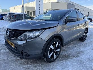 Schadeauto Nissan Qashqai 1.2 N-Connecta 2017/1