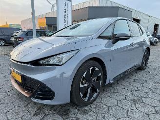 damaged passenger cars Cupra Born Adrenaline 62 kWh 2022/12