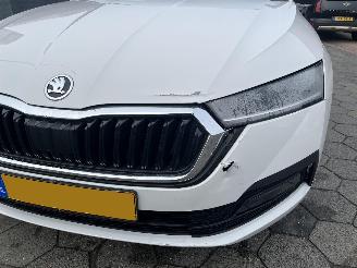 Skoda Octavia Combi 1.0 TSI Ambition picture 11