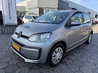 Auto incidentate Volkswagen Up! 1.0 2021/8