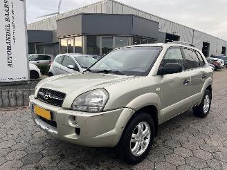 Schadeauto Hyundai Tucson 2.0i Dynamic Executive 2009/4