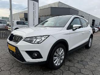 skadebil auto Seat Arona 1.0 TSI Style Business Intense 2021/1