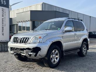 Schadeauto Toyota Landcruiser 3.0 D-4D VX HR Blind Van 2003/1