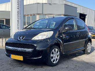 krockskadad bil auto Peugeot 107 1.0-12V Sublime 2009/4