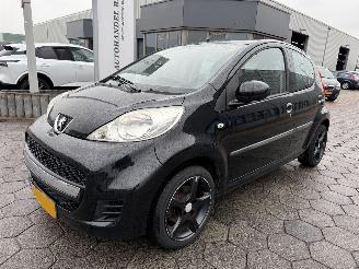 skadebil auto Peugeot 107 1.0-12V XS 2011/10