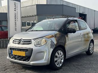 Voiture accidenté Citroën C1 1.2 PureTech Airscape Shine 2014/9
