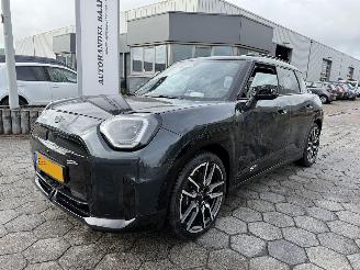 Auto incidentate Mini Aceman SE John Cooper Works XL 54.2 kWh 160KW 2024/12