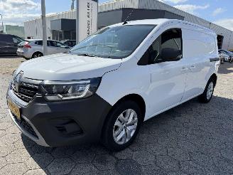 Voiture accidenté Renault Kangoo 1.3 TCe 130 GPF Luxe L2 2024/2