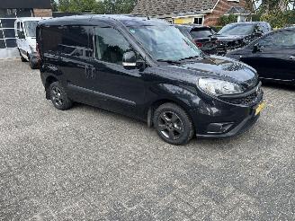 skadebil bedrijf Fiat Doblo 1.6 MULTIJET SPORT 2015/7