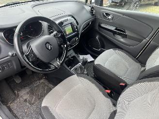 Renault Captur 0.9 TCE DYNAMIQQUE. picture 5