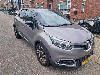 Schadeauto Renault Captur 0.9 tce dynemique 2015/11