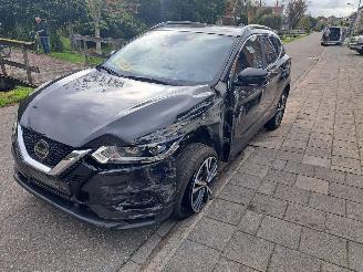 Nissan Qashqai 1.2 connecta automaat picture 2