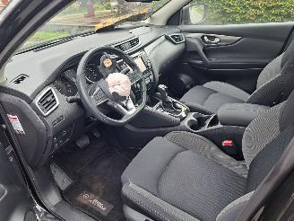 Nissan Qashqai 1.2 connecta automaat picture 3