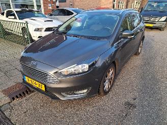  Ford Focus 10.i titanium 2017/7