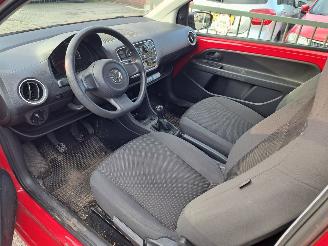 Volkswagen Up! 1.0i take up picture 3