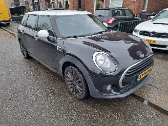 Voiture accidenté Mini Clubman 1.5 COOPER 2016/11