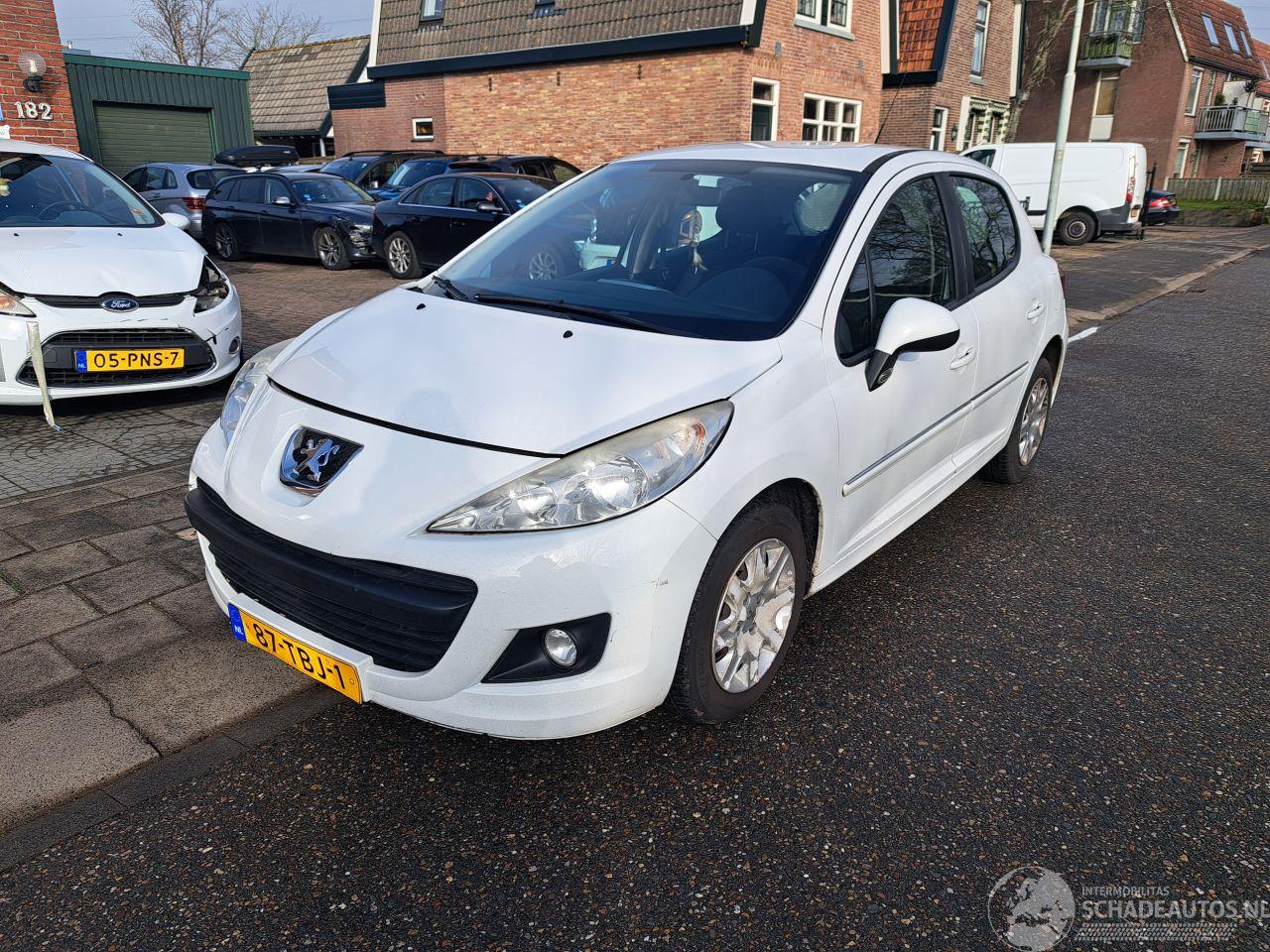Peugeot 207 1.4i acces lite