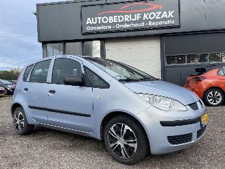 begagnad bil auto Mitsubishi Colt 1.3 Inform Intro Pack AIRCO NIEUWE APK 2004/6