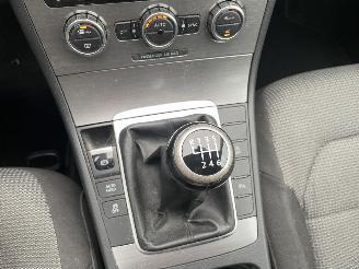 Volkswagen Passat Variant 1.6 TDI Comfort Executive AIRCO NAVI CRUISE picture 14