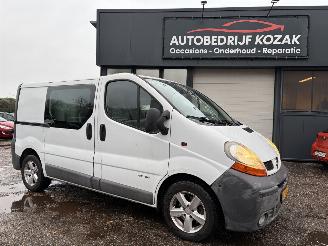 voitures fourgonnettes/vécules utilitaires Renault Trafic 1.9 dCi DC Serie Speciale 6-pers. NIEUWE APK 2003/2