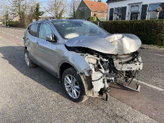 Auto da rottamare Nissan Qashqai 1.2 DIG-T Tekna 2016/9