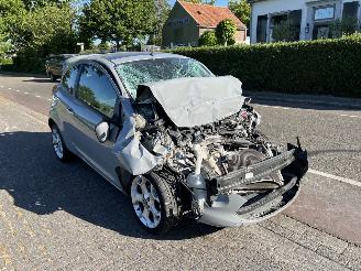 Coche siniestrado Ford Ka 1.2 2015/1