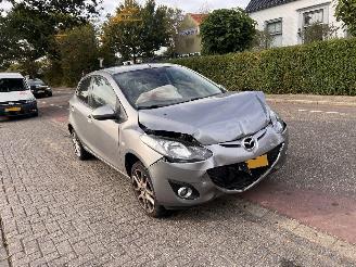 Voiture accidenté Mazda 2 1.3-16V 2014/9