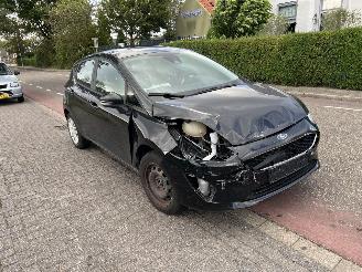 Schadeauto Ford Fiesta 1.1 Trend 2017/11