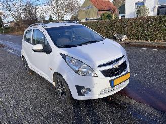 krockskadad bil auto Chevrolet Spark 1.0-16V Bifuel 2011/8