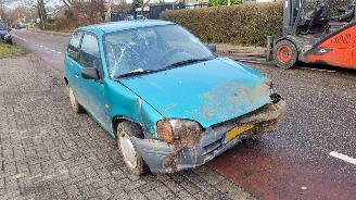 Auto incidentate Toyota Starlet 1.3 XLi 1998/3