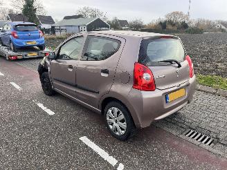 Suzuki Alto 1.0-12 picture 4