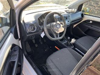 Volkswagen Up! 1.0-12V picture 5