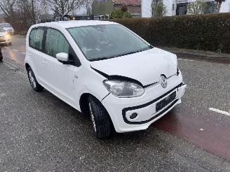 skadebil auto Volkswagen Up! High-Up 2013/12