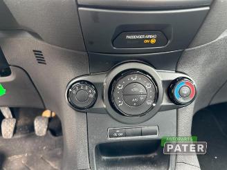 Ford Fiesta Fiesta 6 (JA8), Hatchback, 2008 / 2018 1.0 Ti-VCT 12V 65 picture 10