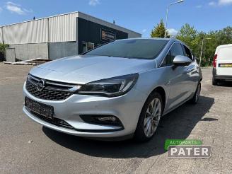 Vrakbiler auto Opel Astra Astra K, Hatchback 5-drs, 2015 / 2022 1.0 Turbo 12V 2016/5