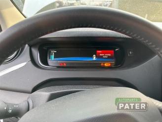 Renault Zoé Zoe (AG), Hatchback 5-drs, 2012 53kW picture 8