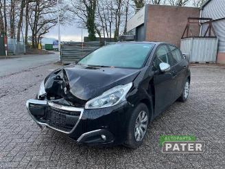 Vrakbiler auto Peugeot 208 208 I (CA/CC/CK/CL), Hatchback, 2012 / 2019 1.2 Vti 12V PureTech 82 2017/4