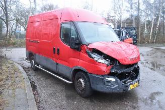 škoda dodávky Iveco Daily 35S12V 2.3 352 H3 L 2018/3