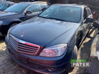 Coche siniestrado Mercedes C-klasse C (W204), Sedan, 2007 / 2014 1.8 C-180K 16V 2008/5