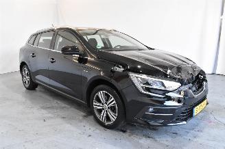 krockskadad bil auto Renault Mégane 1.6 ET PH 160 Eq. 2023/2
