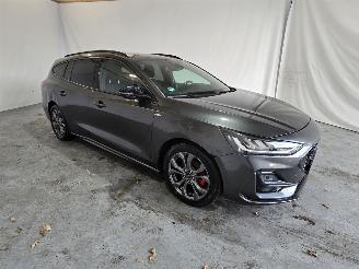 krockskadad bil auto Ford Focus 1.0 EBH ST Line St. 2023/5