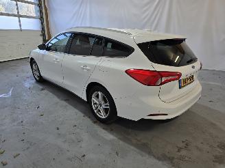 Ford Focus 1.0 EcoB. Tr Ed. bns picture 5