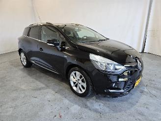 skadebil auto Renault Clio Estate 0.9 TCe Limited 2017/9
