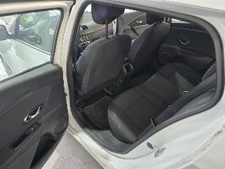 Renault Mégane 1.5 dCi Expression picture 19