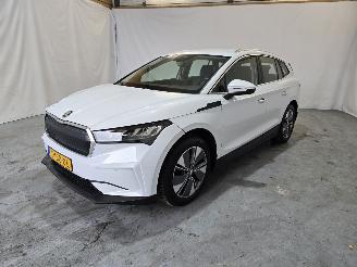 Skoda Enyaq iV 80 picture 3