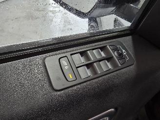 Land Rover Discovery Sport 2.0 TD4 HSE picture 20