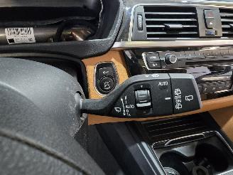 BMW 3-serie 320i Lux.Ed picture 20